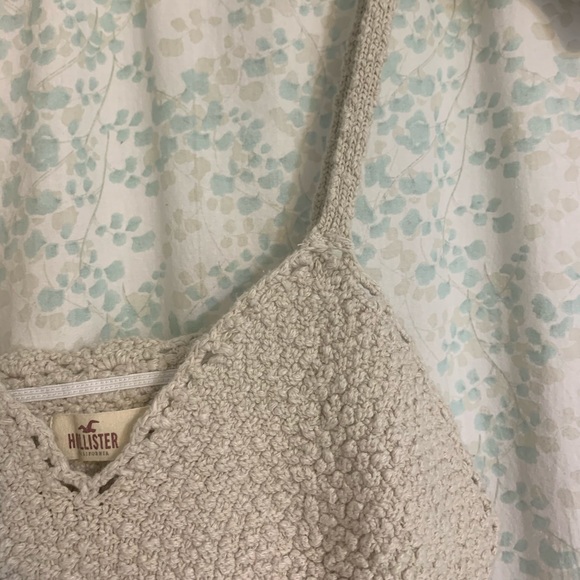 Crochet Crop Top - Picture 3 of 4